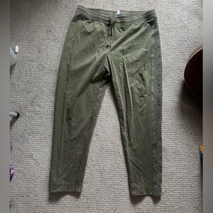 listing-status-banner